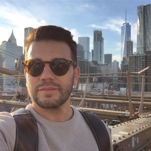 Meet your Posher, Carlos